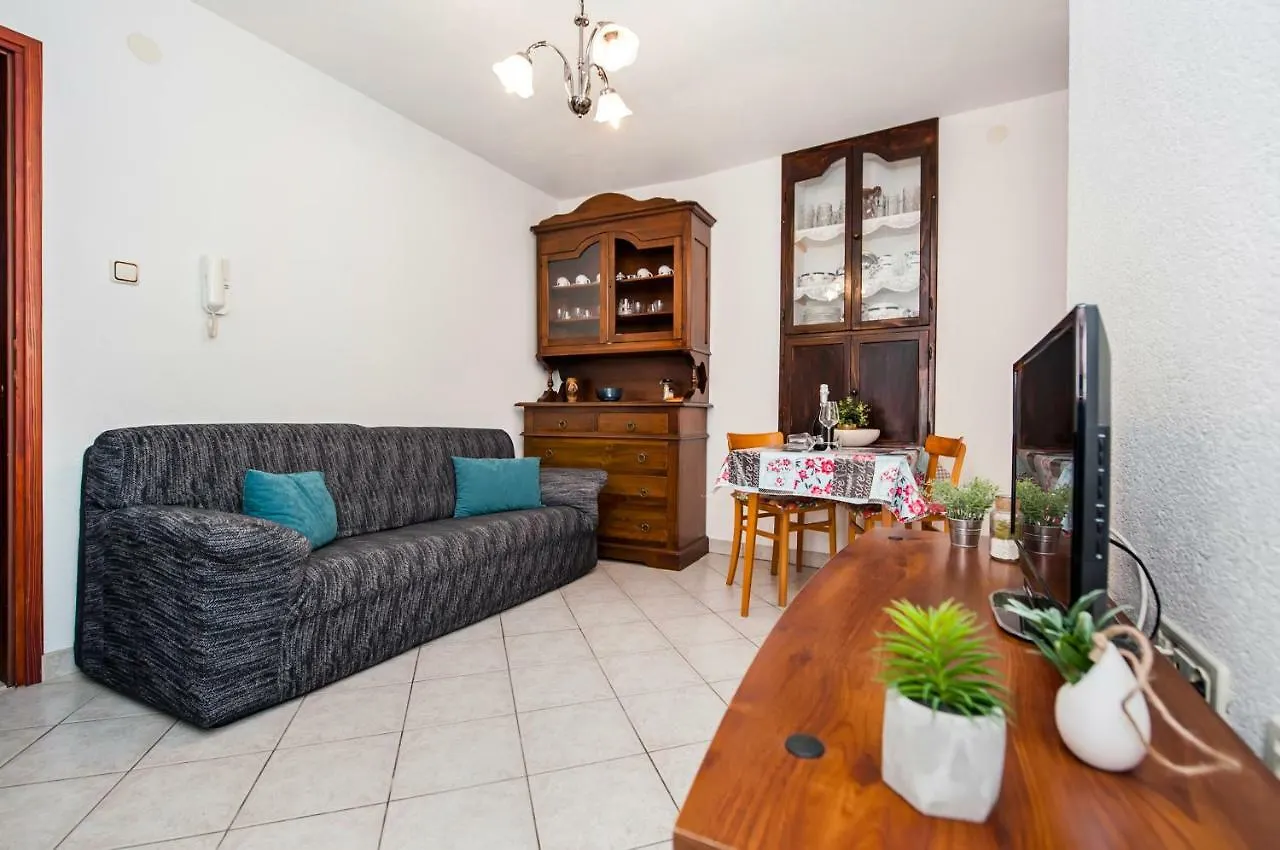 Guesthouse Ancient Stone Rovinj 4*,